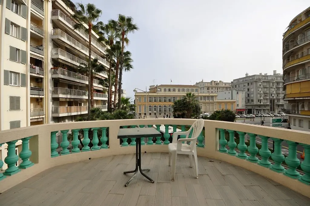 Hotel Carlone Nice 2*,  France