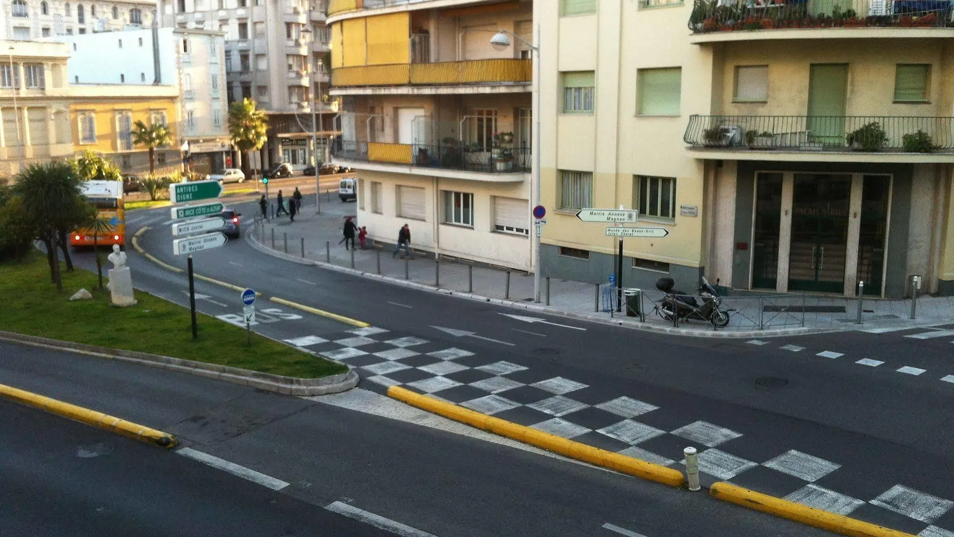 Hotel Carlone Nice 2*,  France